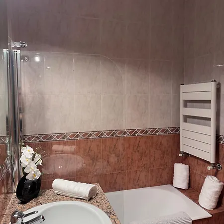 Jose S Place Appartement Alfena